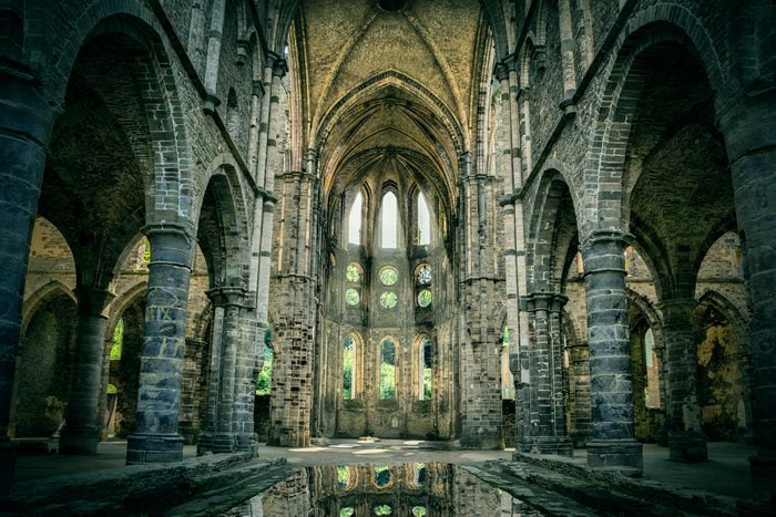 7 Abandoned Churches And Synagogues That Are Chilling Yet Beautiful 