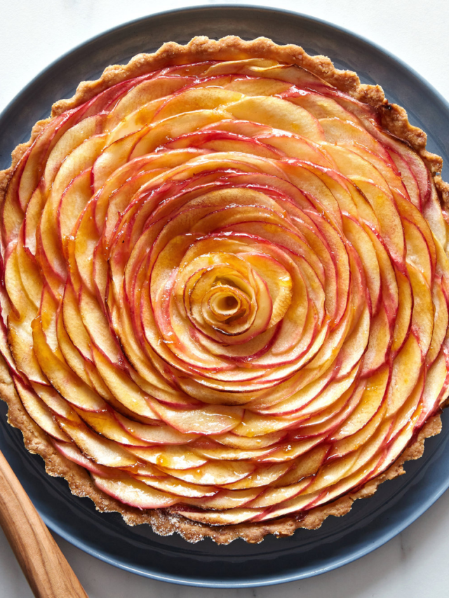 7 Apple Tart Recipes That Will Make You Feel Like Fall